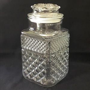 Wexford Apothecary Jar with lid.
